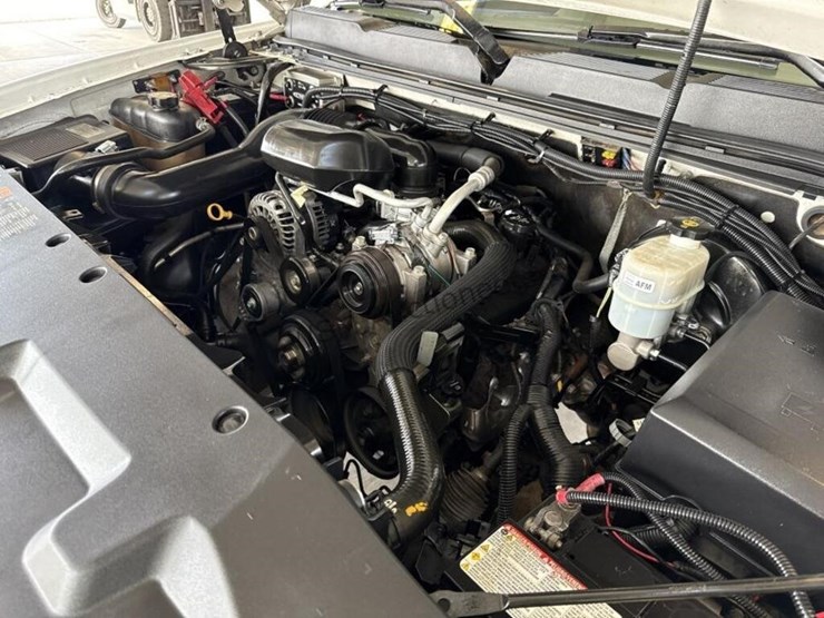 2012-chevrolet-silverado-1500-image-13