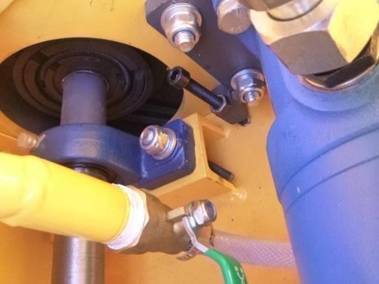2025-sdlool-sl850-tandem-vibratory-roller-image-14