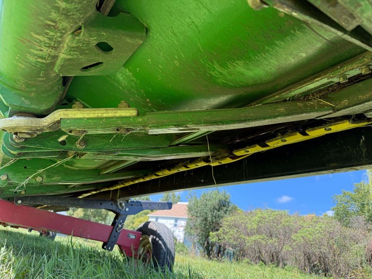 2010-john-deere-635f-image-28