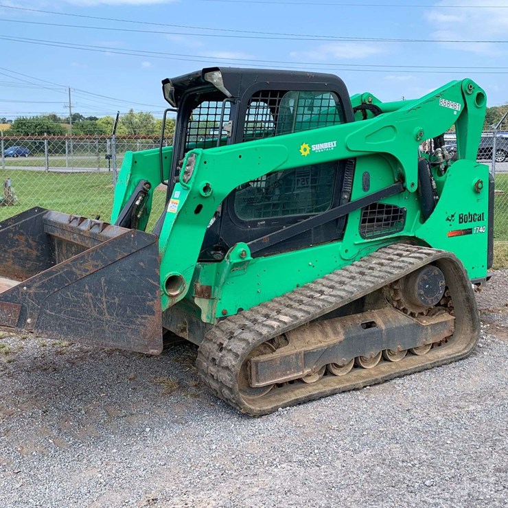 2016 BOBCAT T740