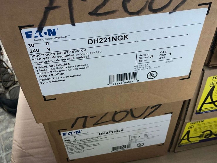 qty(7)-disconnect/safety-switch-image-3