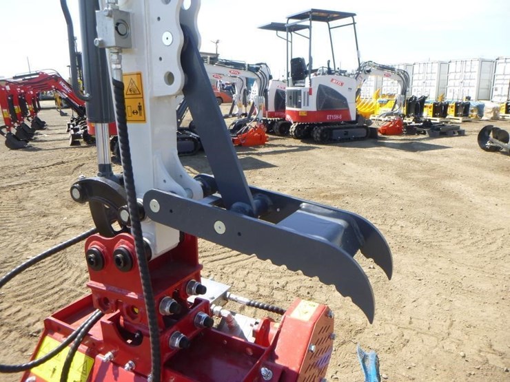 bttl-et12m-6-hydraulic-excavator-image-10