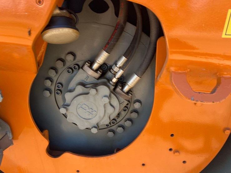 hamm-hd+120i-double-drum-roller-image-16
