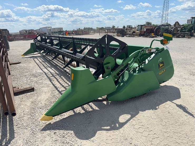 john-deere-925-image-1