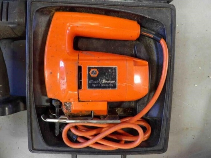 black-&-decker-jigsaw-w/-case-image-2