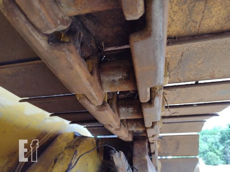 2022-deere-450k-image-27