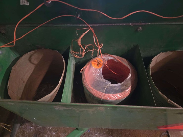 john-deere-336-image-13