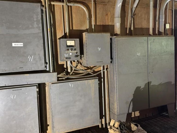 #147-•-all-electrical-boxes-on-upstairs-east-wall-image-15