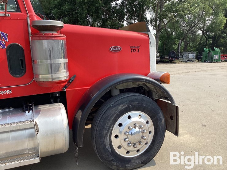 1993-peterbilt-378-image-17