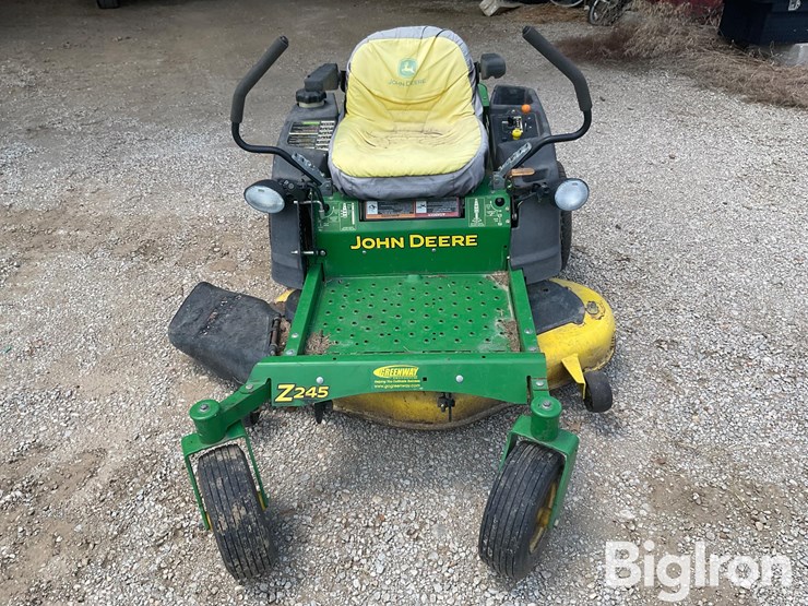 john-deere-z245-image-2