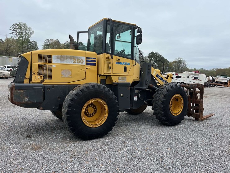 komatsu-wa250-image-13