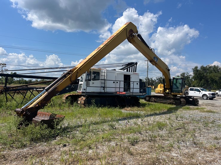 2008-caterpillar-324d-image-1
