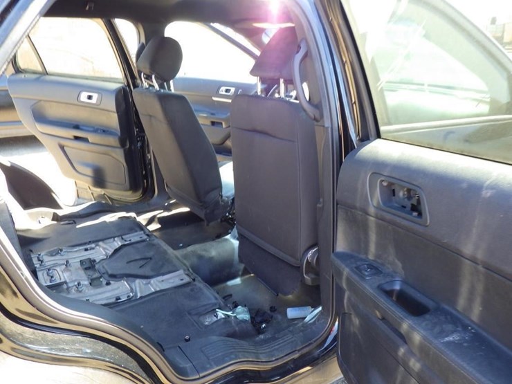 2018-ford-explorer-image-9
