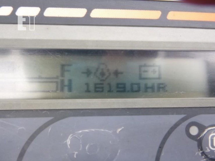 2016-kubota-u25-image-6