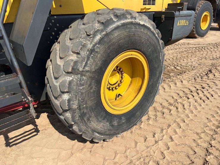 2019-komatsu-wa320-8-image-10