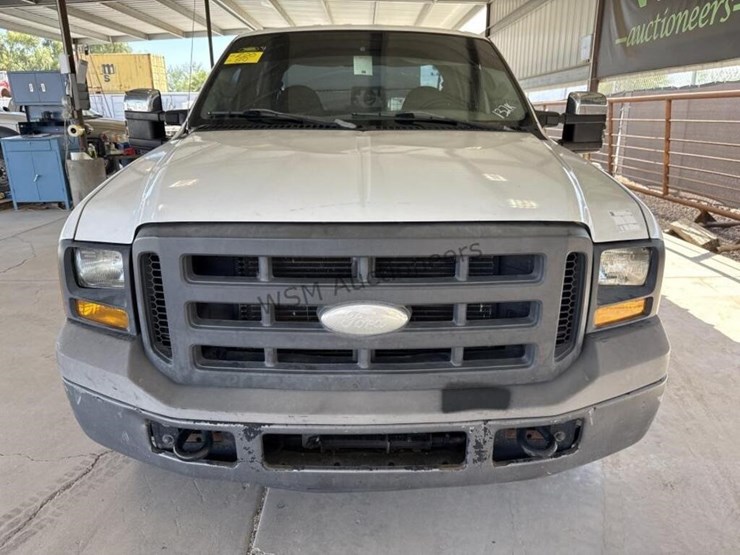 2005-ford-f250-image-3