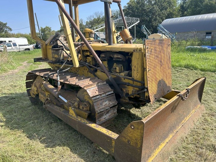 caterpillar-d4-image-1