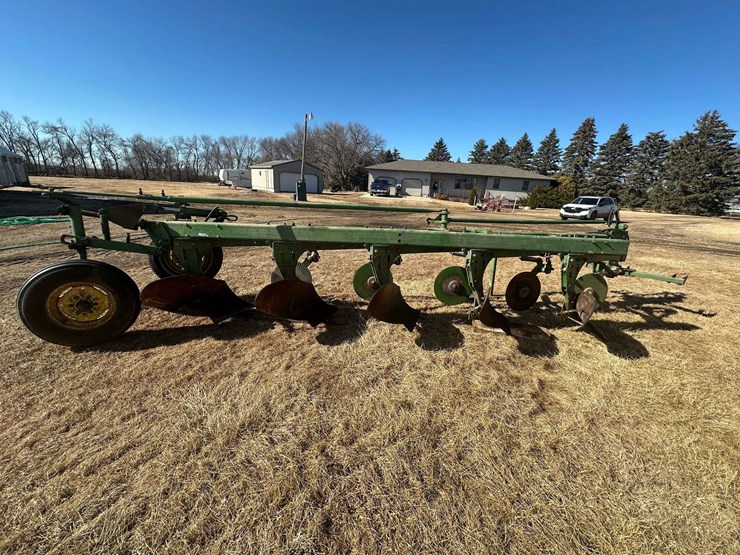 john-deere-model-1350f1450-plow,-5-bottom,-2pt-hookup-image-3