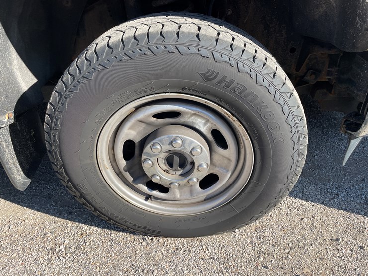 2015-ford-f250-xl-image-16