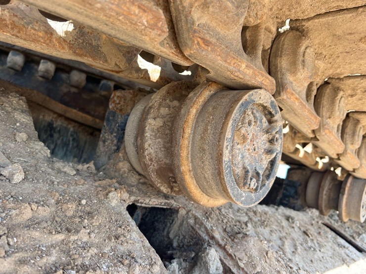 2007-caterpillar-330dl-image-12