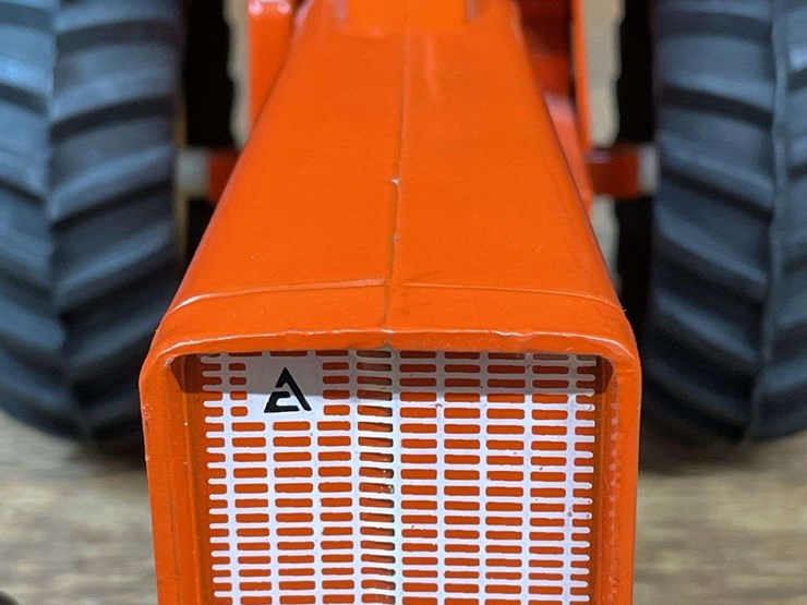 1/16-ac-190xt-landhandler-ertl-image-7