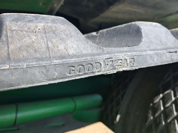 2000-john-deere-9400t-image-34