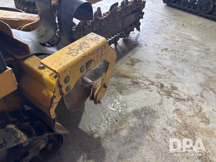 vermeer-trencher-(dr11218)-image-26
