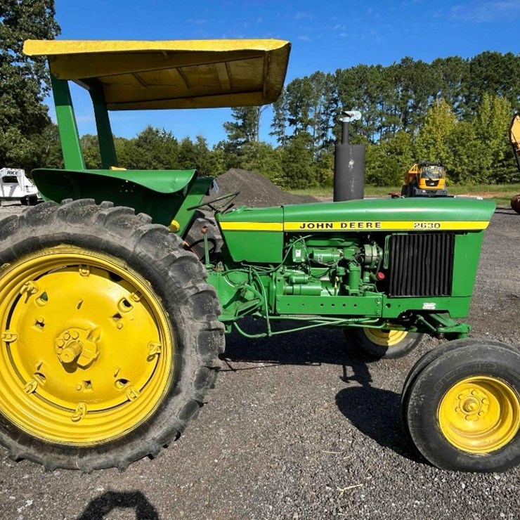 1974 JOHN DEERE 2630