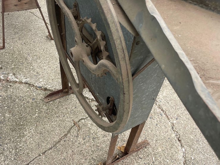 corn-sheller-image-4