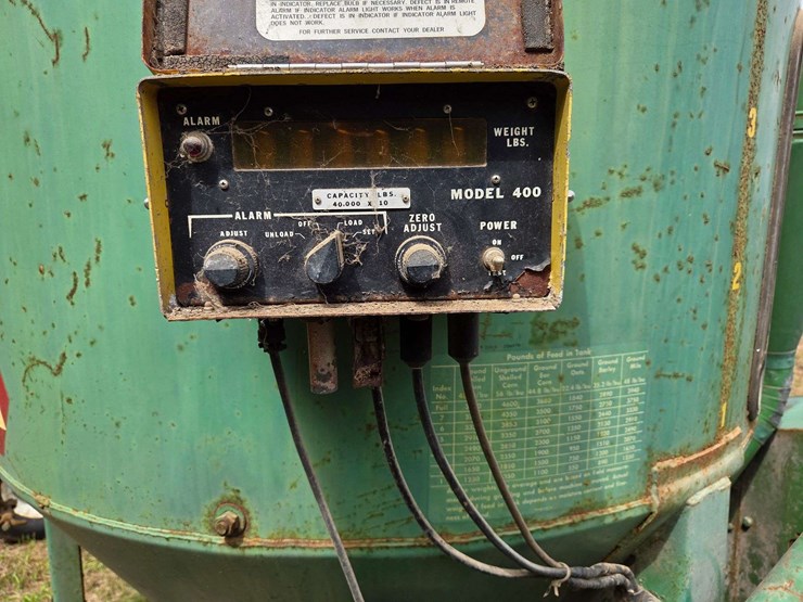 john-deere-400-image-6