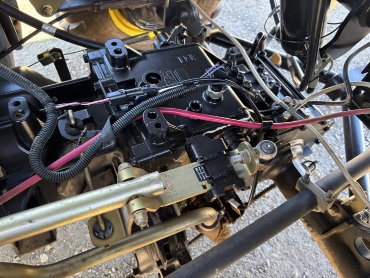 john-deere-gator-image-24