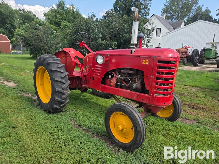 1949-massey-harris-22-image-3
