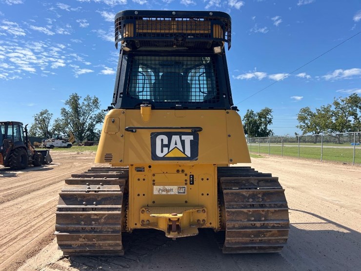 2020-caterpillar-d6k2-lgp-image-3