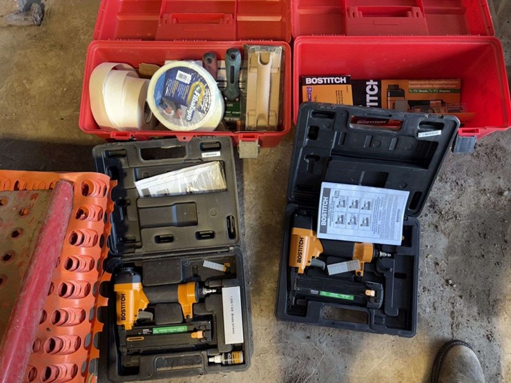(2)-bostitch-air-staplers,-drywall-items,-buying-all-for-one-money-image-1