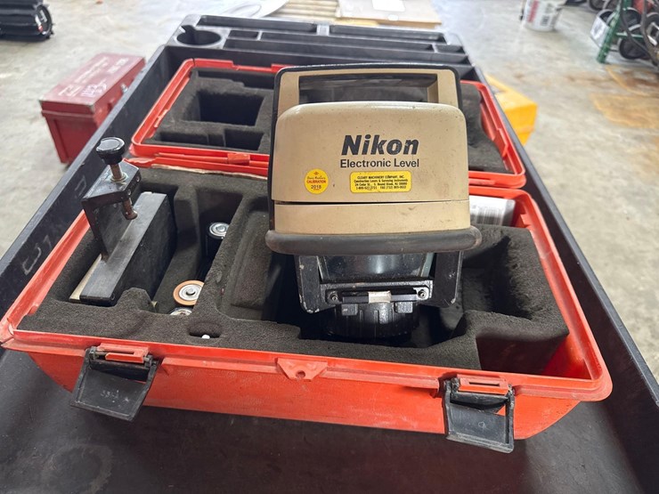 nikon-electronic-level-survey-equipment-image-2