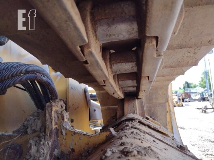 2021-caterpillar-d3-image-39