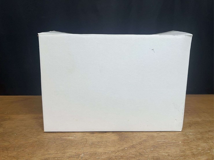1/24-mf-9895-combine-2006-product-launch-nib-sm-image-32
