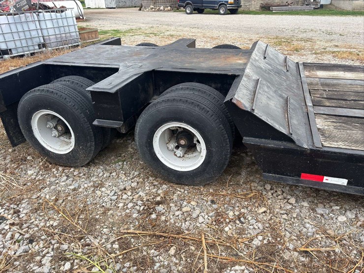 1973-38’-lowboy,-18’-well-with-ramps-image-3