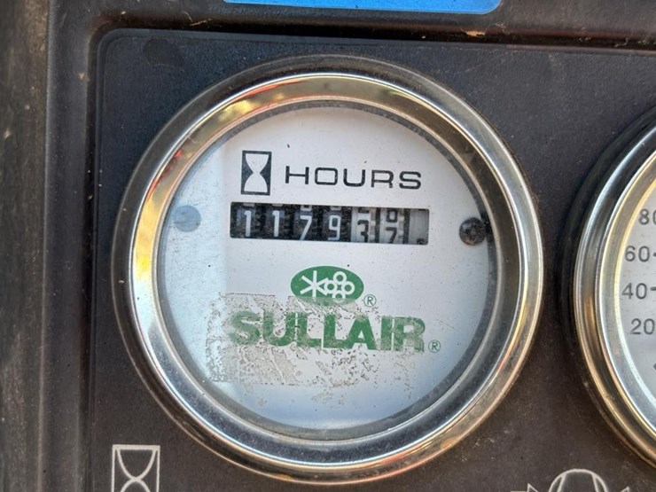 2008-sullair-260dpq-image-32