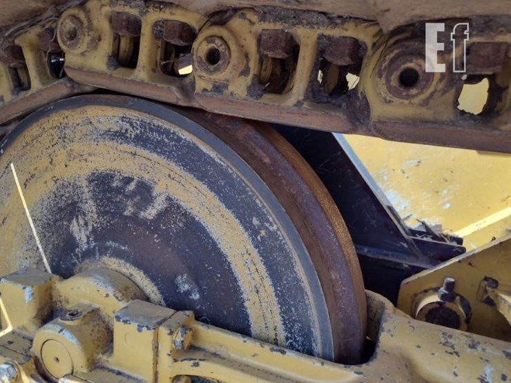 2022-deere-450k-image-25