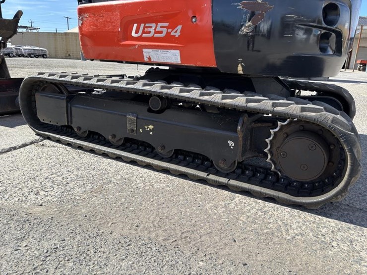 2021-kubota-u35-4-image-22