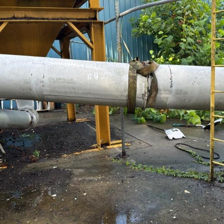 #132 • Dust Pipe
