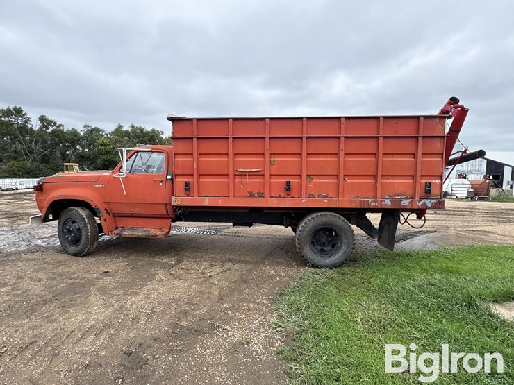 1975-dodge-d600-image-8