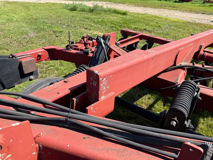 case-ih-730b-ecolo-tiger-disk-ripper,-rear-leveler,-30”-spacing,-2-bearings-are-out-but-2-good-used-image-36