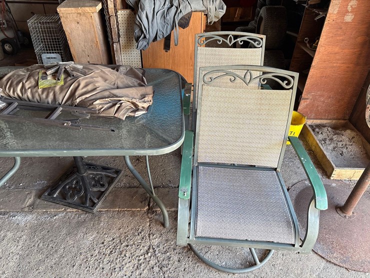 patio-table-set-w/-gazebo-image-1