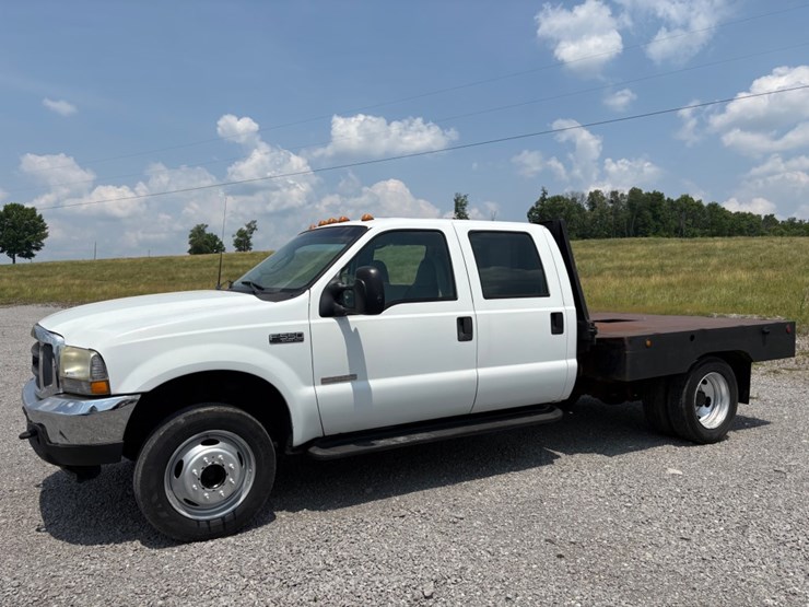 2003-ford-f550-xl-image-1