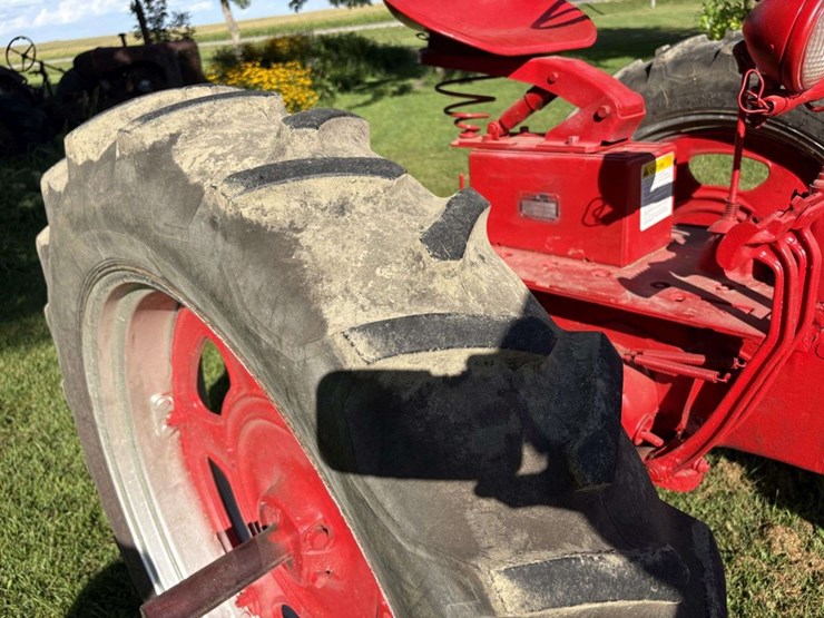 1952-farmall-super-c,-wf,-11.2-36-rears,-5.00-15-fronts,-pto,-6v,-sn--138124-image-19