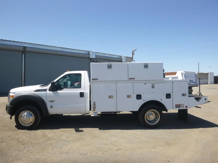 2011-ford-f550-image-5