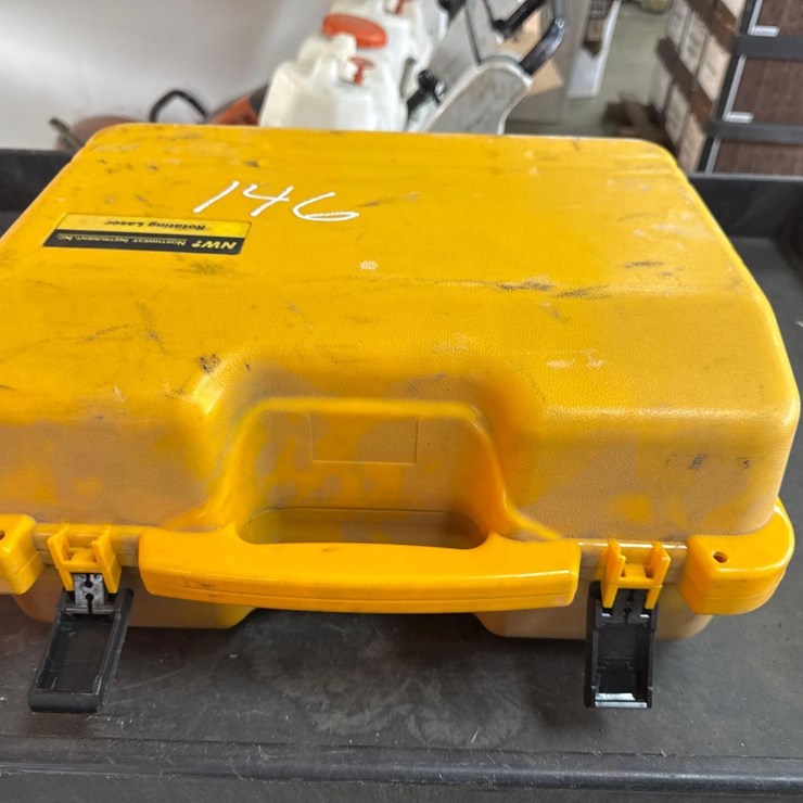 NORTHEASAT INSTRUMENTS NRL800 ROTARY LASER SURVEY EQUIPMENT