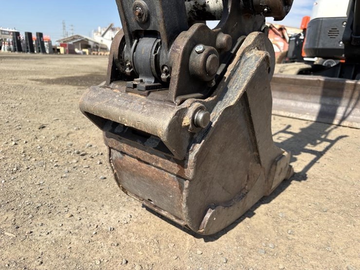 2014-bobcat-e35i-image-12